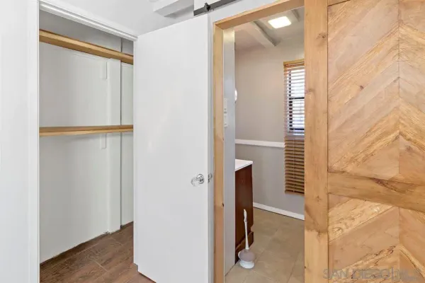 $2,950 | 2621 L Street, San Diego, CA 92102