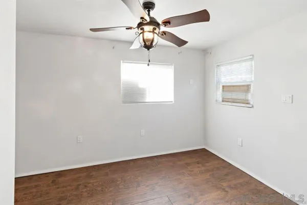 $2,950 | 2621 L Street, San Diego, CA 92102