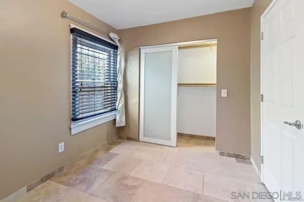 $2,950 | 2621 L Street, San Diego, CA 92102