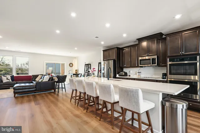 $654,900 | 13508 INNOVATION Sta Loop, Unit 3B, Herndon, VA 20171