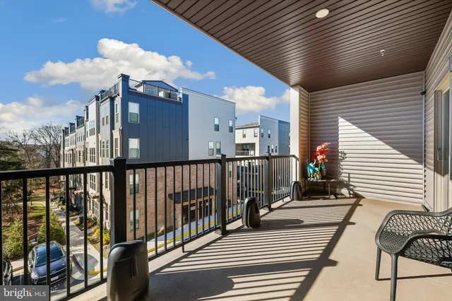 $644,900 | 13508 INNOVATION Sta Loop, Unit 3B, Herndon, VA 20171