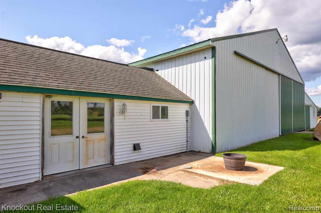 8424 Oak Road Millington, MI 48746 - Photo 12 of 34