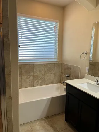 $2,050 | 8 Pleasant Valley, Sanger, TX 76266