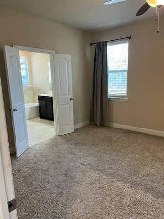 $2,050 | 8 Pleasant Valley, Sanger, TX 76266