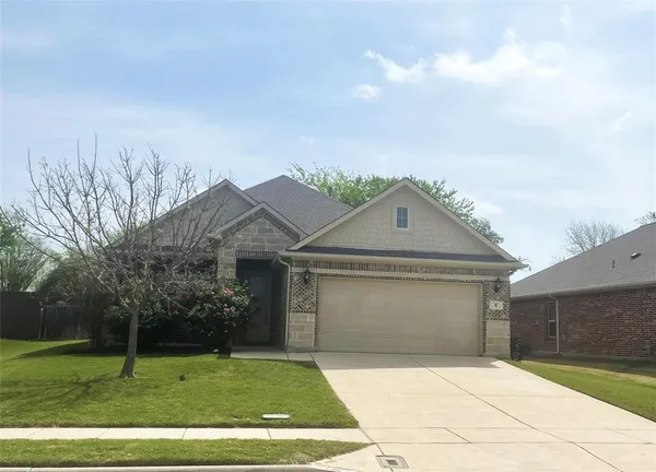 $2,050 | 8 Pleasant Valley, Sanger, TX 76266