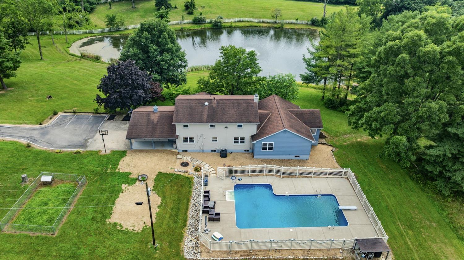 671 Wilson Creek Road Lawrenceburg, IN 47025 - Photo 1 of 83