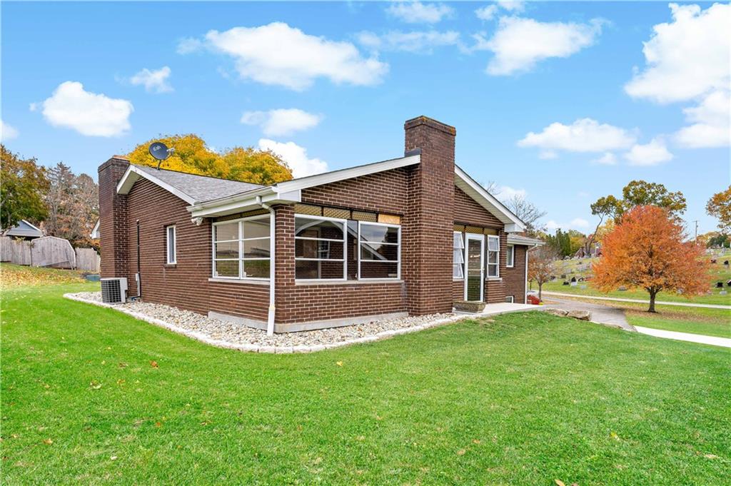 190 Butler Road Saxonburg, PA 16056 - Photo 3 of 46