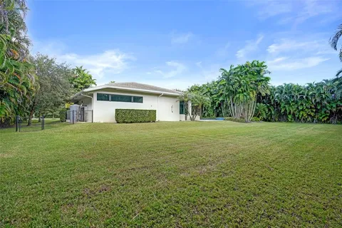 $3,595,000 | 11660 Southwest 1st Court, Plantation, FL 33325