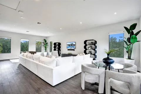 $3,595,000 | 11660 Southwest 1st Court, Plantation, FL 33325