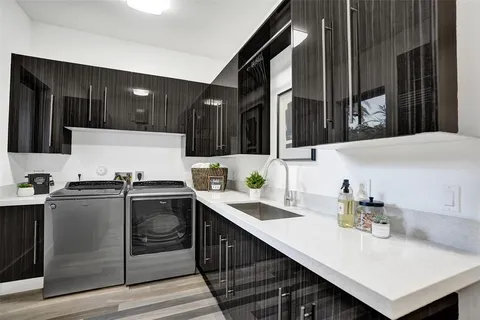 $3,595,000 | 11660 Southwest 1st Court, Plantation, FL 33325