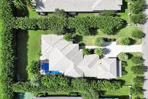 $3,595,000 | 11660 Southwest 1st Court, Plantation, FL 33325