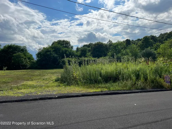 $55,000 | 1008 Lucas Drive, Archbald, PA 18403