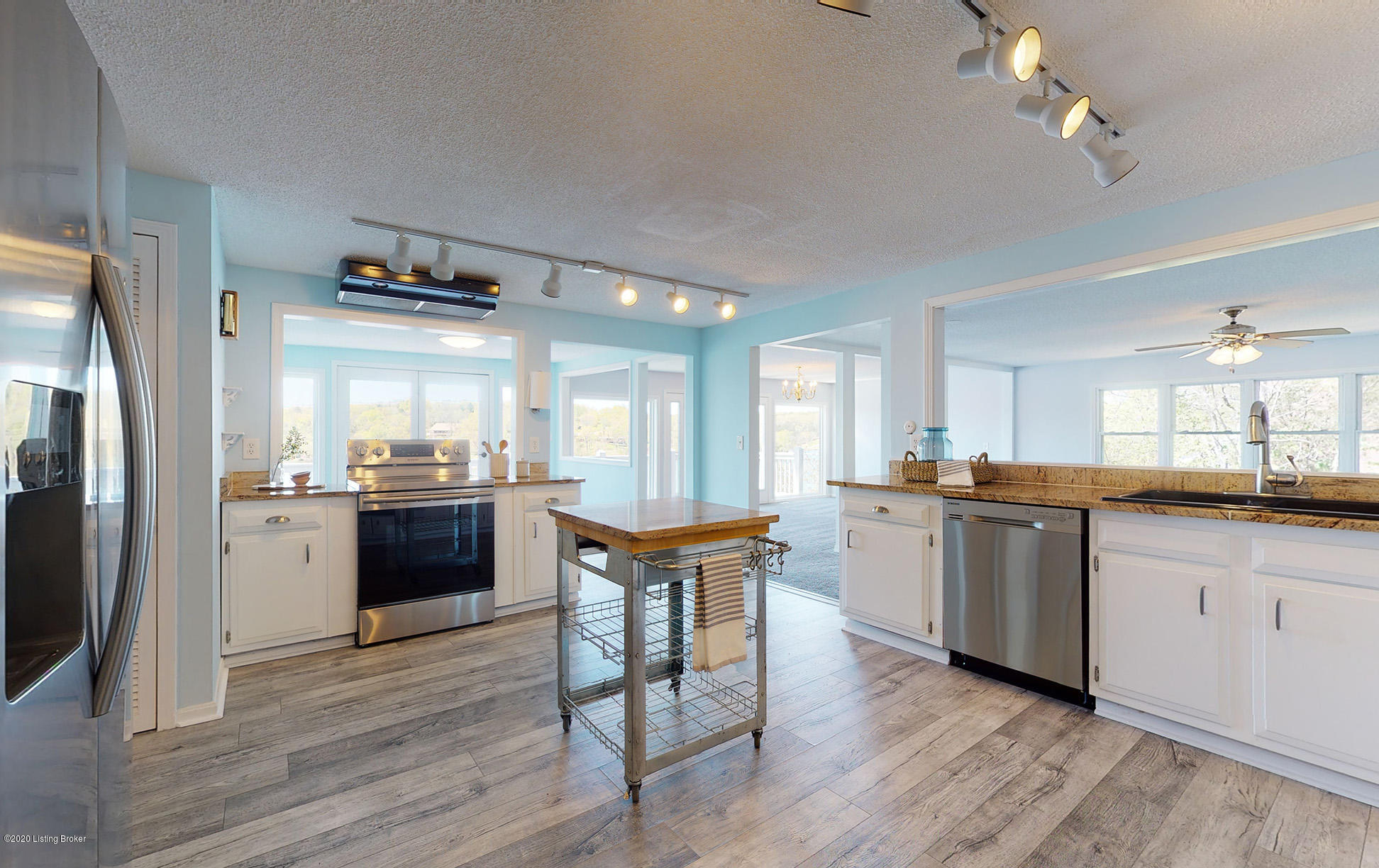 315 Sunny View Road Brandenburg, KY 40108 - Photo 14 of 41 Kitchen