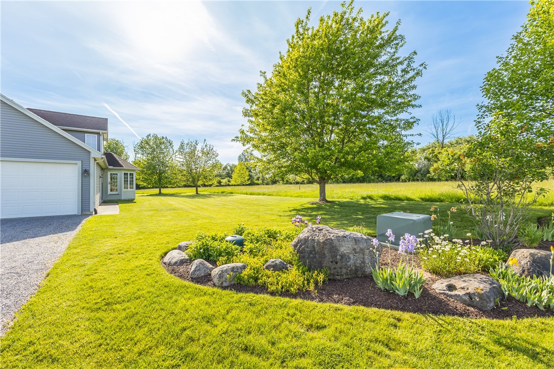 857 West Bloomfield Road Honeoye Falls, NY 14472 - Photo 41 of 50