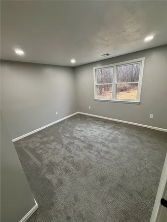 $1,100,000 | 635 Iron Mine Hill Road, North Smithfield, RI 02896