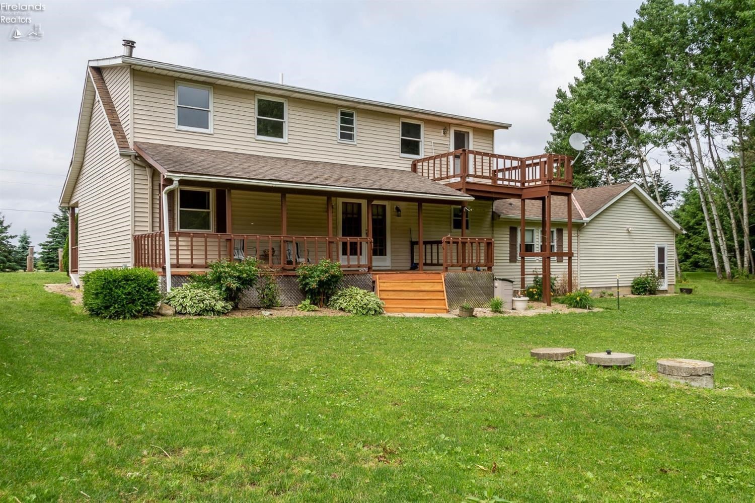 4657 Prospect Road New London, OH 44851 - Photo 3 of 10 Gallery Image 3