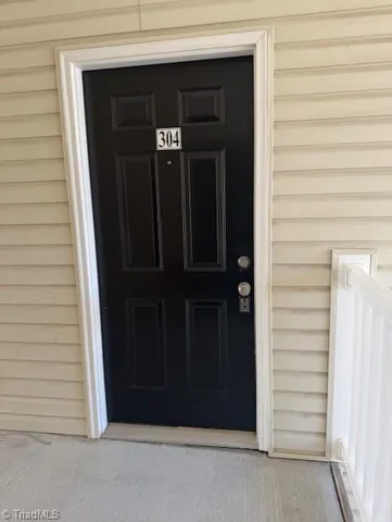 $1,250 | 2422 Eagle Creek Court, Winston-Salem, NC 27103