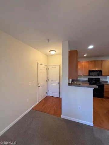 $1,250 | 2422 Eagle Creek Court, Winston-Salem, NC 27103