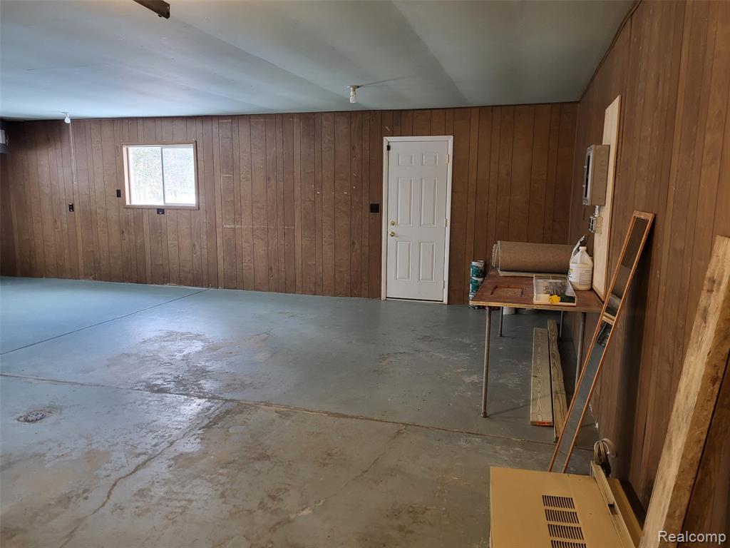4662 North Lapeer Road Columbiaville, MI 48421 - Photo 16 of 19