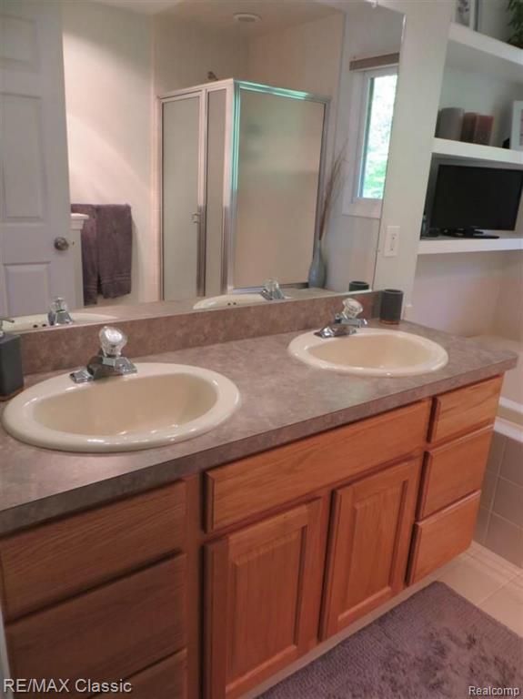 3493 Cascade Circle Rochester Hills, MI 48307 - Photo 18 of 30