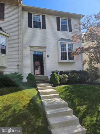 $3,100 | 3332 Piney Ridge Court, Herndon, VA 20171