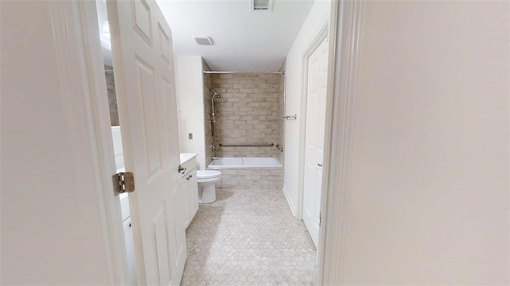 300 Johnson Ferry Road, Unit A112 Atlanta, GA 30328 - Photo 22 of 42 a view of a bathroom from a bathroom
