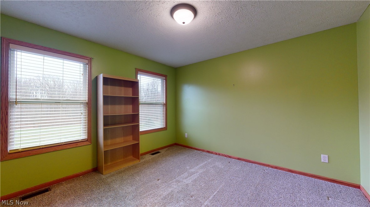 4622 Warren Road Cortland, OH 44410 - Photo 21 of 35 Gallery Image 21