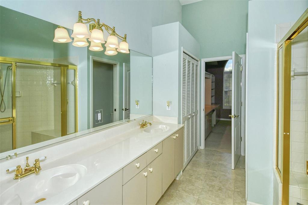 455 Oak Point Road Osprey, FL 34229 - Photo 37 of 64 Gallery Image 37