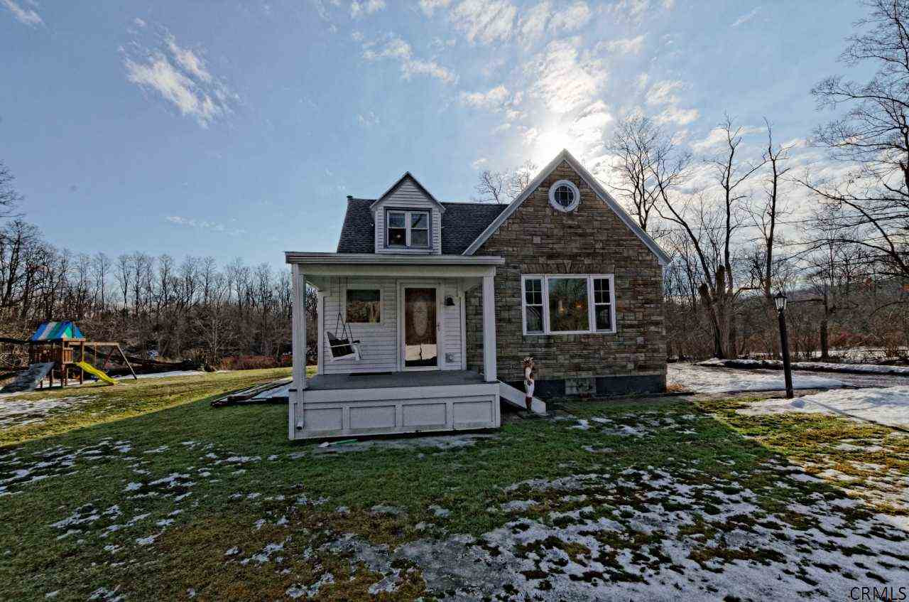 1139 Putnam Road Rotterdam, NY 12306 - Photo 1 of 25 Photo 1