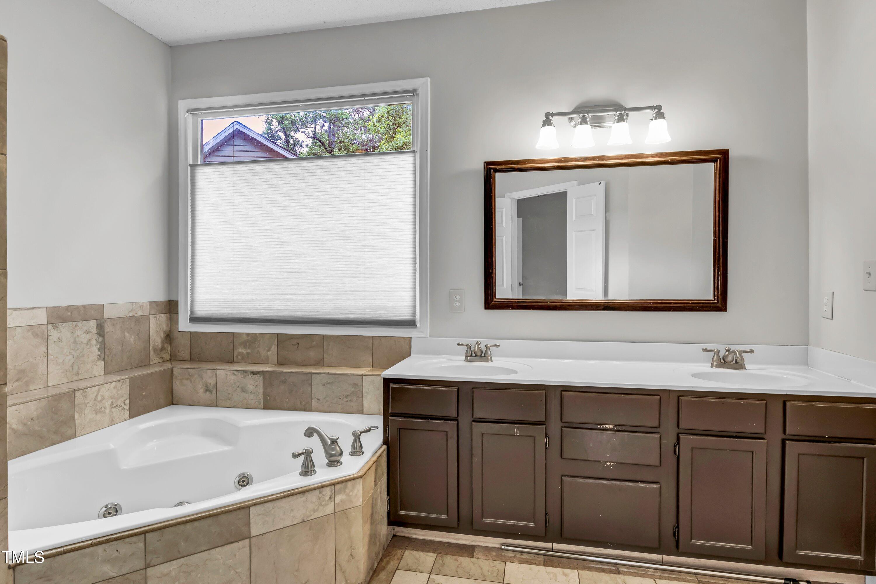816 Kings Cross Way Raleigh, NC 27615 - Photo 24 of 41 38-IMG_0979