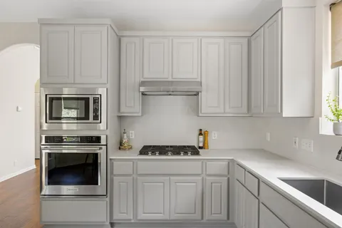 $649,000 | 7901 Southwest Parkway, Unit 4, Austin, TX 78735