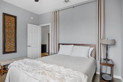 $625,000 | 7901 Southwest Parkway, Unit 4, Austin, TX 78735