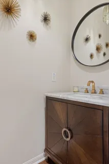 $649,000 | 7901 Southwest Parkway, Unit 4, Austin, TX 78735