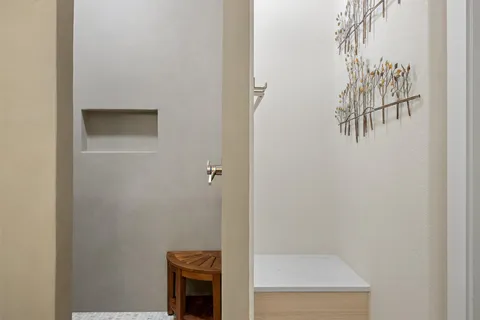 $625,000 | 7901 Southwest Parkway, Unit 4, Austin, TX 78735