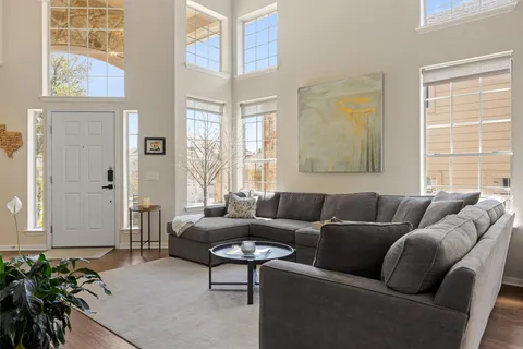 $649,000 | 7901 Southwest Parkway, Unit 4, Austin, TX 78735