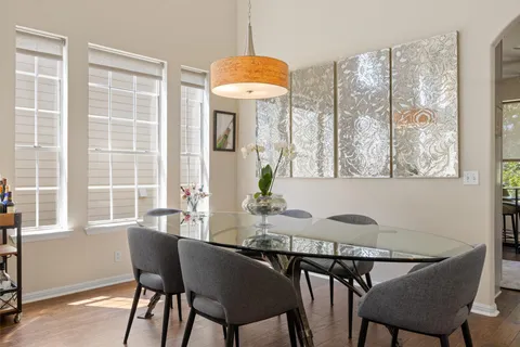 $649,000 | 7901 Southwest Parkway, Unit 4, Austin, TX 78735