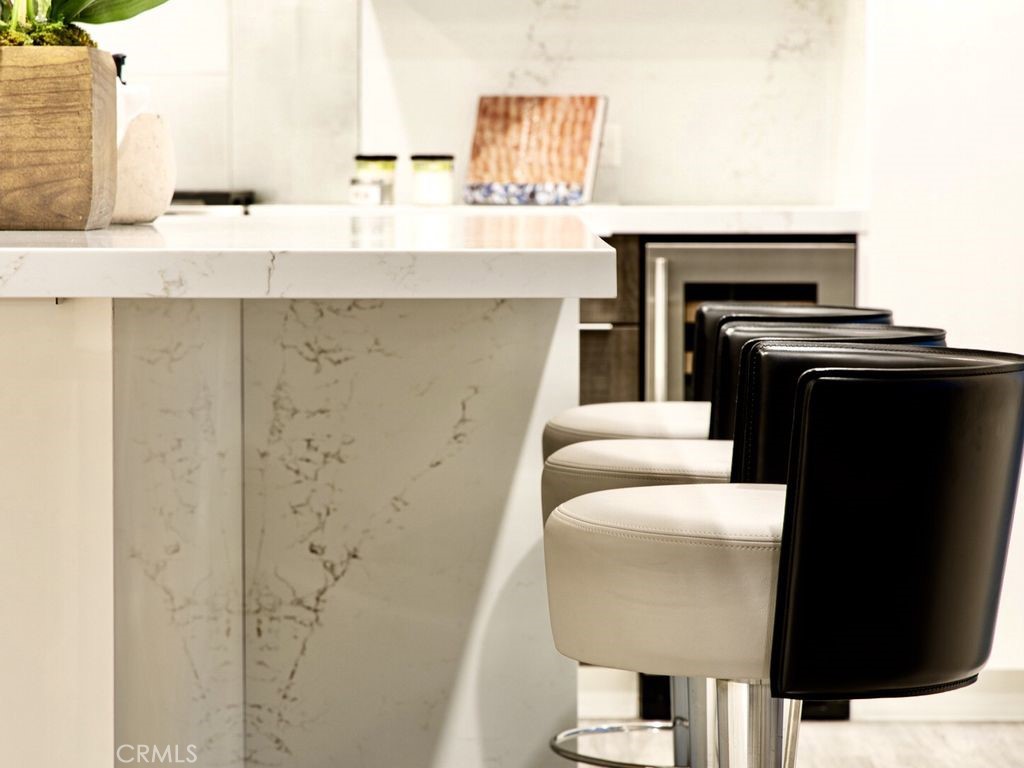 16 North Stonington Road Laguna Beach, CA 92651 - Photo 15 of 34