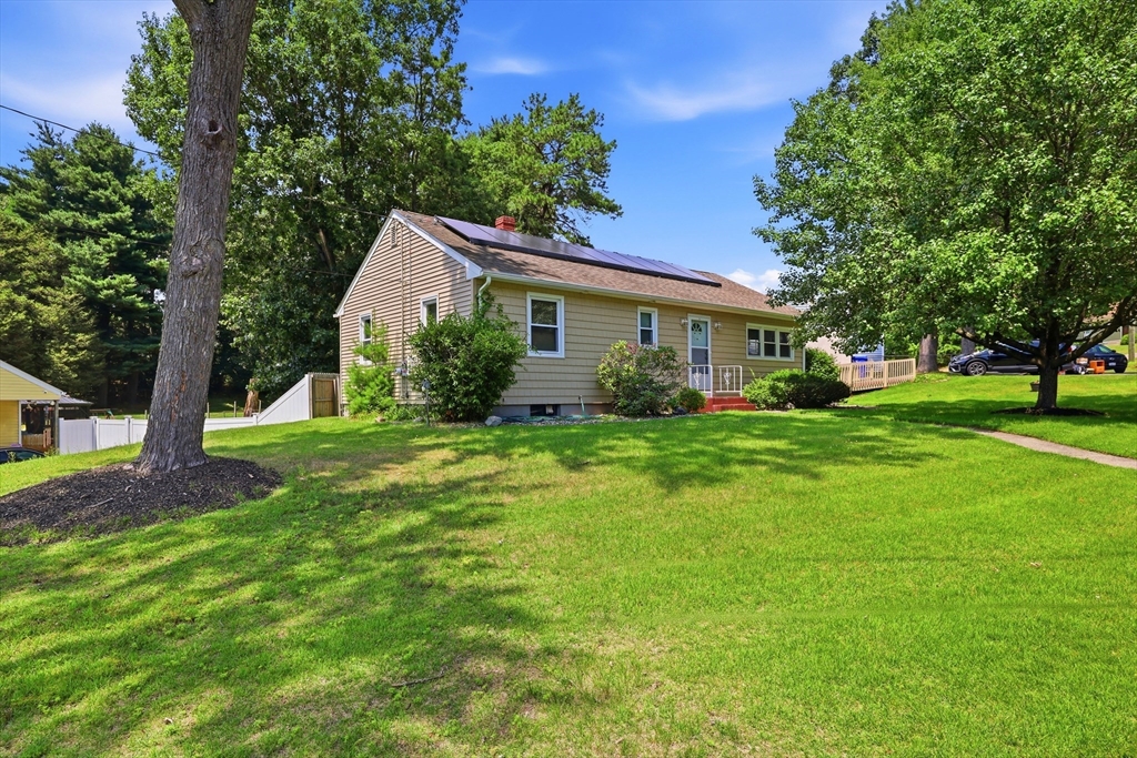 80 Gatewood Road Springfield, MA 01119 - Photo 2 of 30 Gallery Image 2