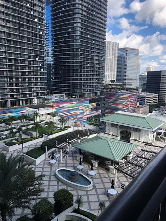 $3,250 | 999 Southwest 1st Avenue, Unit 1701, Miami, FL 33130