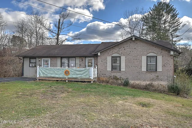 $230,000 | 465 Springfield Drive, Bristol, TN 37620