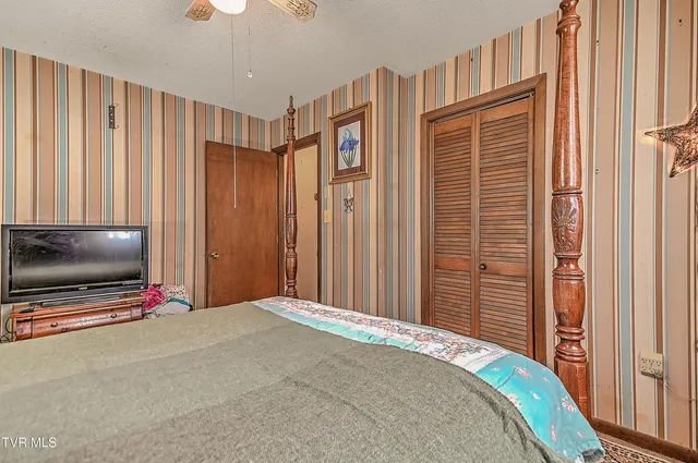 $230,000 | 465 Springfield Drive, Bristol, TN 37620