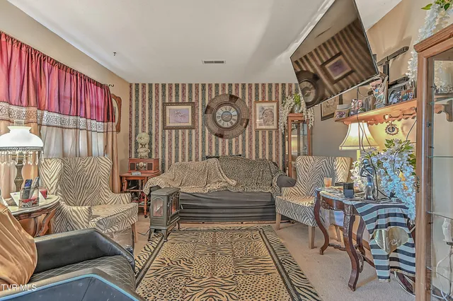 $230,000 | 465 Springfield Drive, Bristol, TN 37620