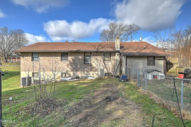 $230,000 | 465 Springfield Drive, Bristol, TN 37620