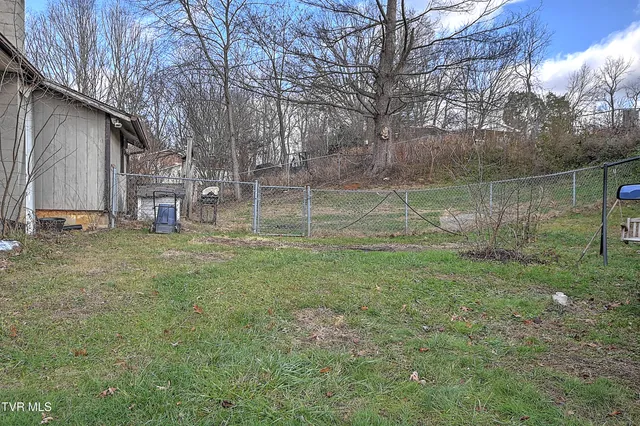 $230,000 | 465 Springfield Drive, Bristol, TN 37620