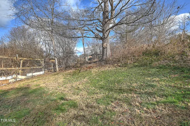 $230,000 | 465 Springfield Drive, Bristol, TN 37620