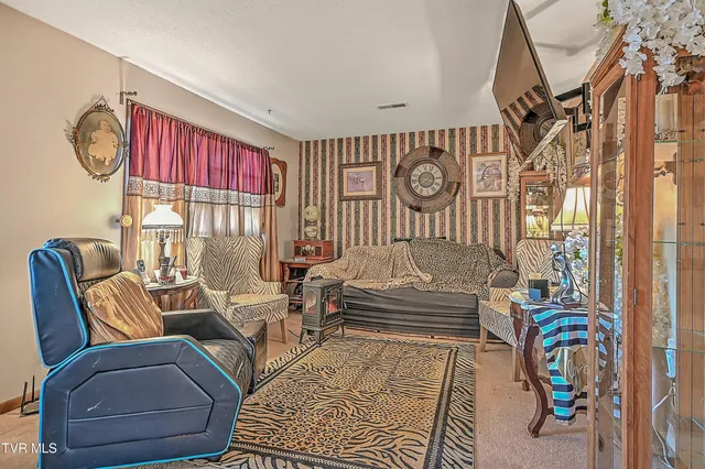 $230,000 | 465 Springfield Drive, Bristol, TN 37620