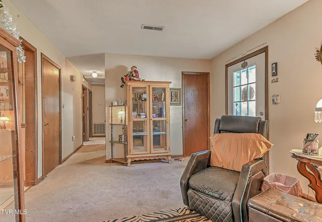 $230,000 | 465 Springfield Drive, Bristol, TN 37620