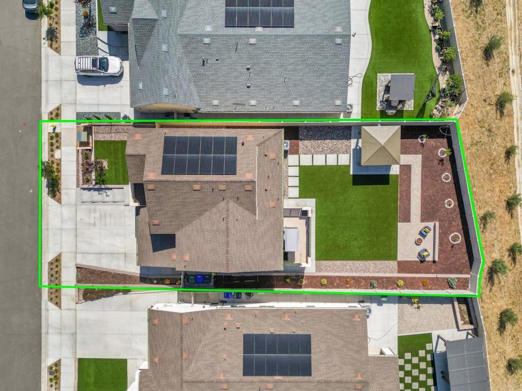 35374 Orchard Trail Fallbrook, CA 92028 - Photo 29 of 33 an aerial view of a house
