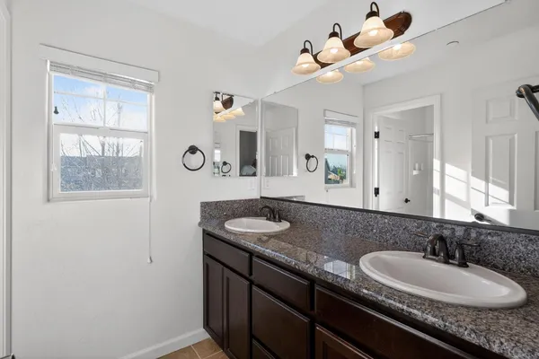 $485,000 | 3077 North Hanalei Avenue, Fresno, CA 93737