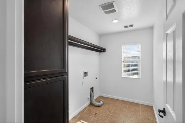 $479,000 | 3077 North Hanalei Avenue, Fresno, CA 93737